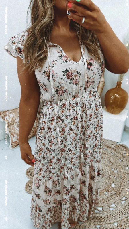 ECB Exclusive: Gracie Maxi Dress, Cream Comfortable Pleated Maxi Dress