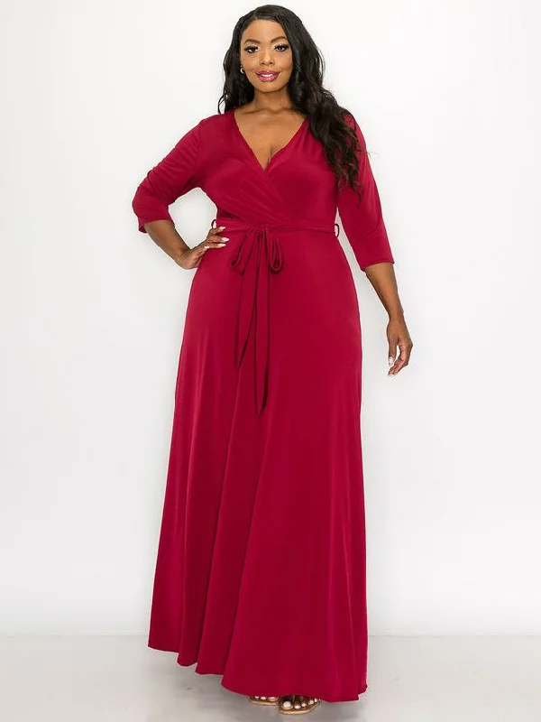 Signature Plus Size Maxi Dress in Wine Stylish V-Neck Maxi Dress