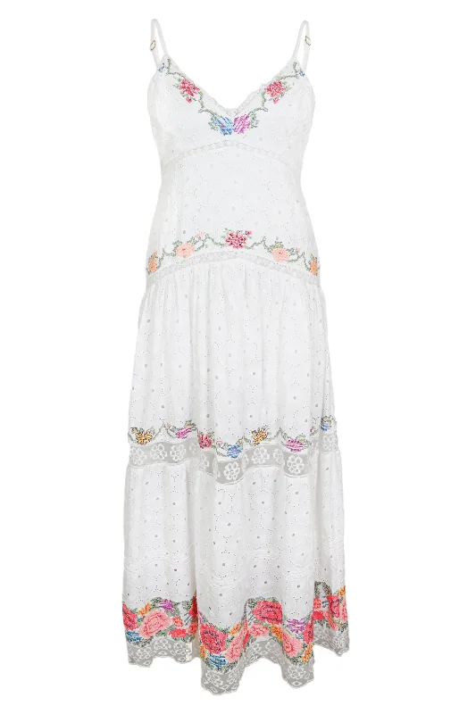 V Neck Maxi Dress in White Cozy Open-Back Maxi Dress