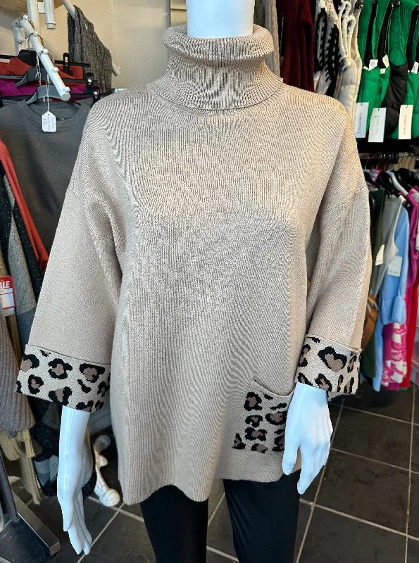 Leopard print detail turtle neck jumper Wool Sweater Cotton Sweater Cashmere Sweater
