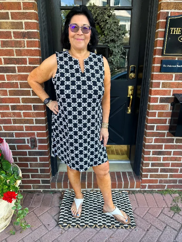 Lulu B Black and White Medallion UPF 50+ Open Cut Dress