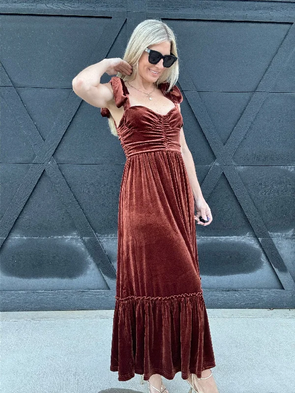 The Holiday Ribbon Dress In Rust