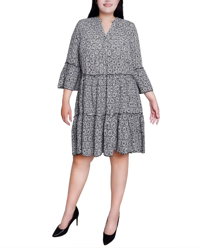 Plus Size 3/4 Sleeve Tiered Dress