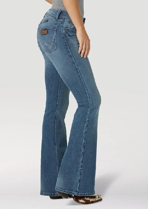 Wrangler Women's Retro Mae Gianna Flare Jean Comfortable Distressed Straight-Leg Jeans Wrangler Women's Retro Mae Gianna Flare Jean Comfortable Distressed Straight-Leg Jeans